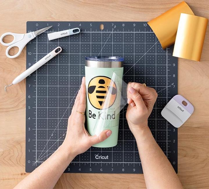 Image du produit Cricut Film transfert Joy Xtra 24.1 x 91.4 cm, 1 rouleau, transparent