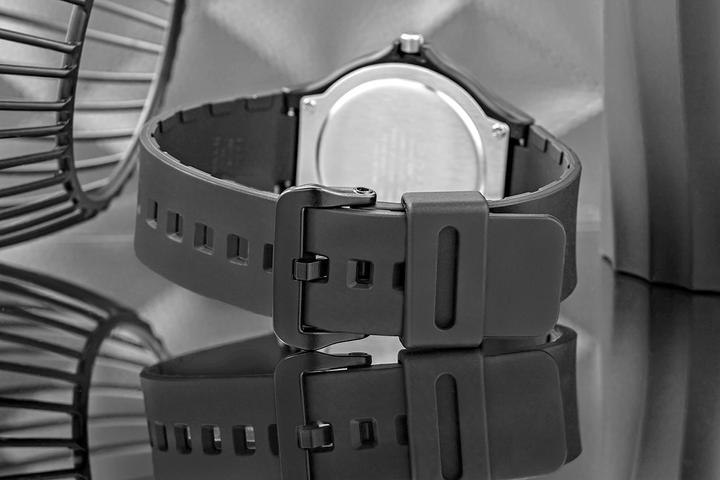Image du produit Casio Collection - MW-240-7E (Montre analogique, 43 mm)