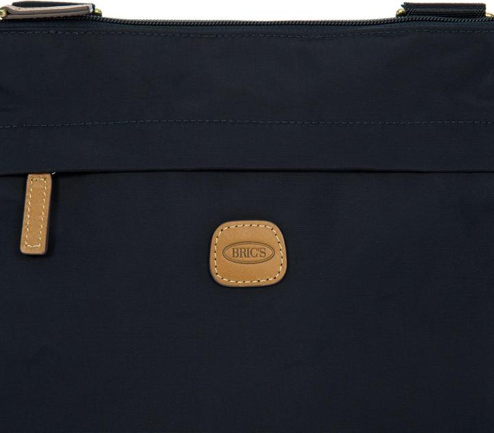 Actual product image Brics X-Collection shoulder bag 26 cm with expansion pleat
