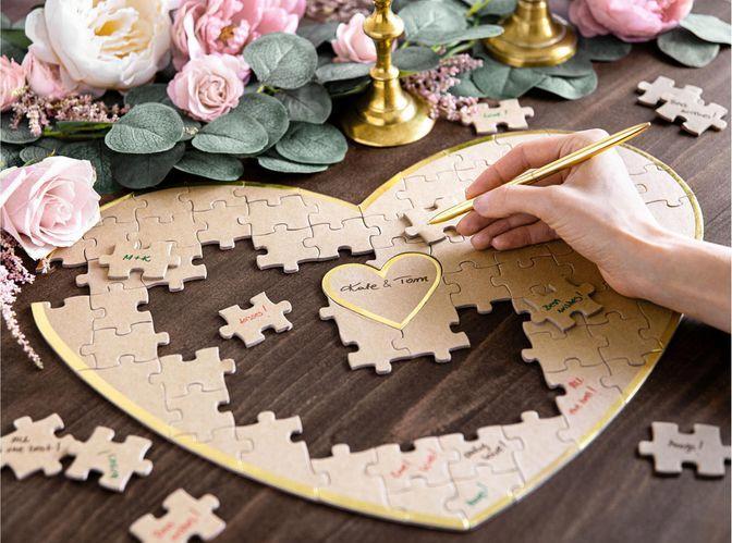 Produktbild Partydeco Partyaccessoire Gästebuch Herz Puzzle 45 x 35.5 cm, Braun