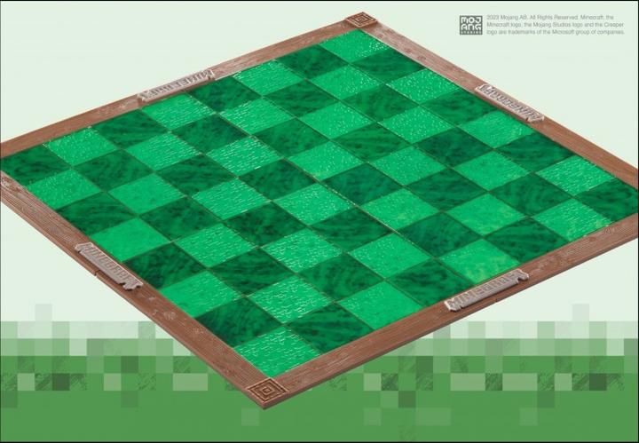 Actual product image Noble Collection Minecraft - Heros vs. Monster