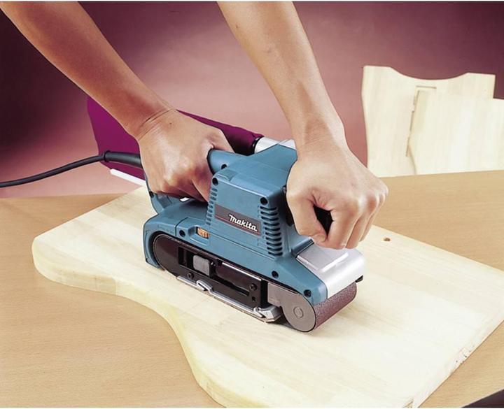 Immagine prodotto Makita Levigatrice a nastro (Smerigliatrice, 1010 W)