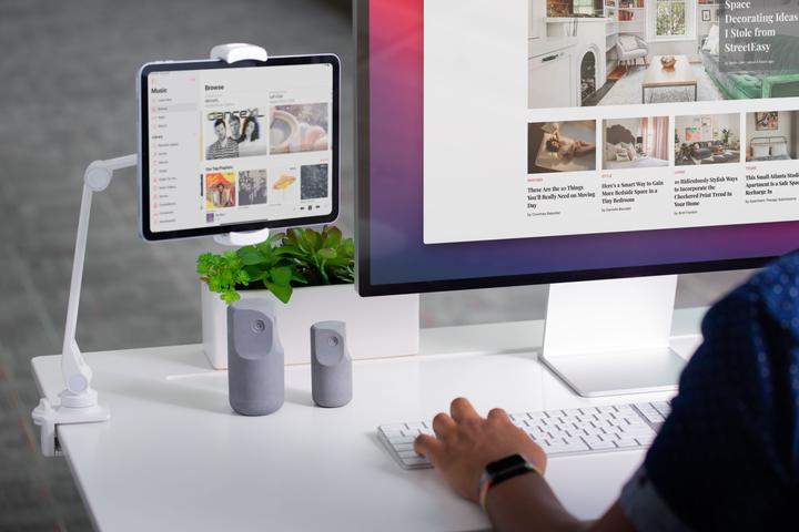 Actual product image TwelveSouth HoverBar Duo with Snap