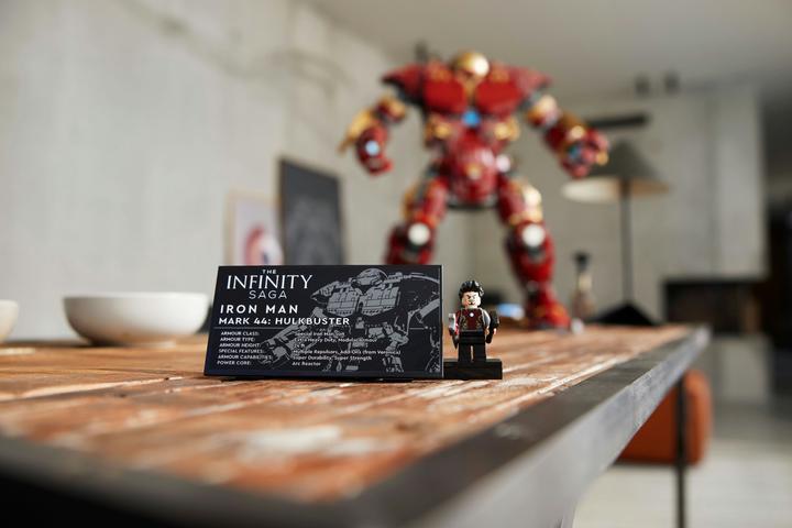 Image du produit LEGO Hulkbuster (76210, LEGO difficiles à trouver, LEGO Marvel)