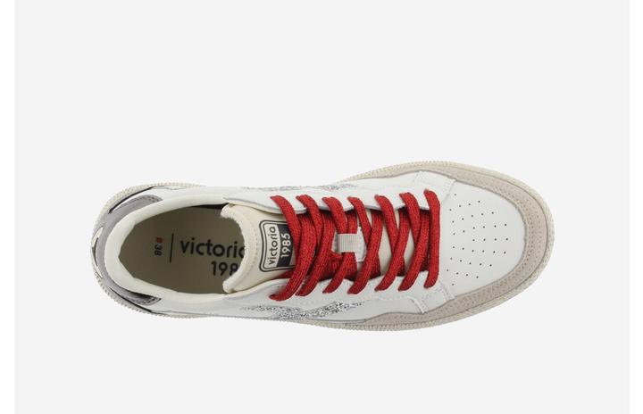 Actual product image Victoria 's metallic glitter sneakers (39)