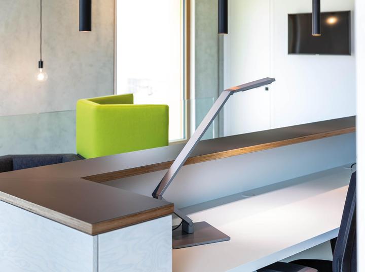 Produktbild Luctra Tischhalterung (680 lm)