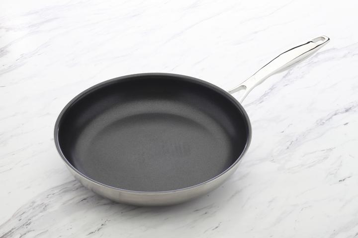 Actual product image Swiss Diamond Frying pan INOX XD steel grey (28 cm, Frying pan, Stainless steel, Cast aluminium)