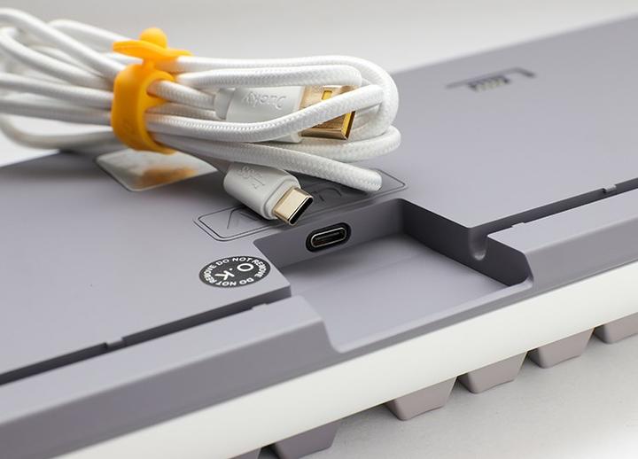 Produktbild Ducky One 3 (DE, Kabelgebunden)