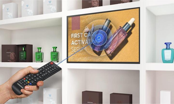 Produktbild Samsung Smart Signage QB24C-T 60,00cm(24") Cap.Touch (1920 x 1080 Pixel, 24")