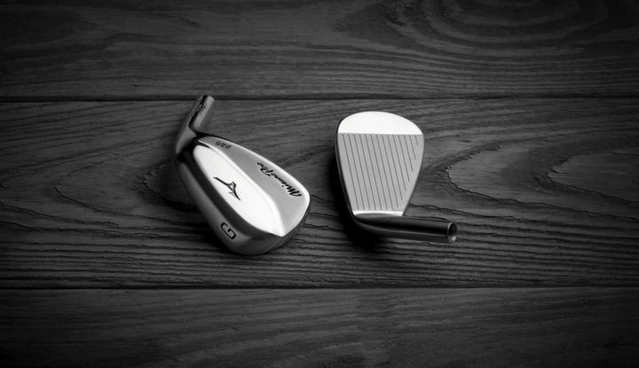 Actual product image Mizuno Pro 225 (Right-handed)
