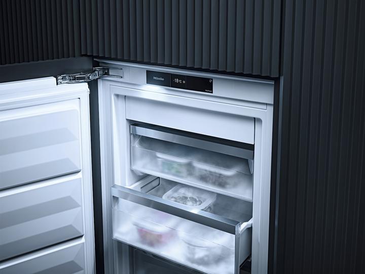 Image du produit Miele FNS7470DL (Encastrable, 156 l)