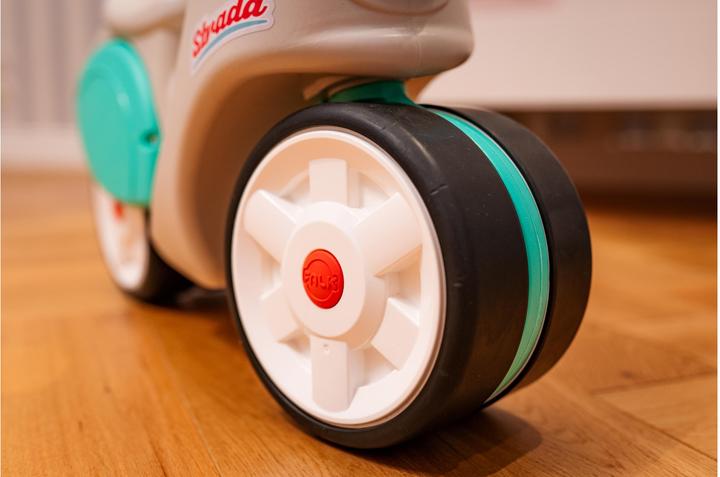 Actual product image Falk Toys Strada Early Years Scooter