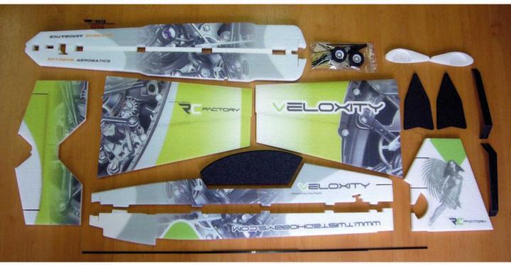 Image du produit RC Factory veloxity rouge / 1070 mm (Voltige)