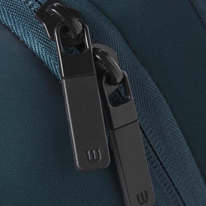 Actual product image Wilson Blade V9 (1R)