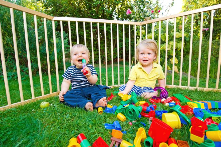 Image du produit Felibaby ONE4all 1+7 - Oktogon - Parc pour enfants géant / grille de configuration naturelle (bouleau laqué (225 cm)