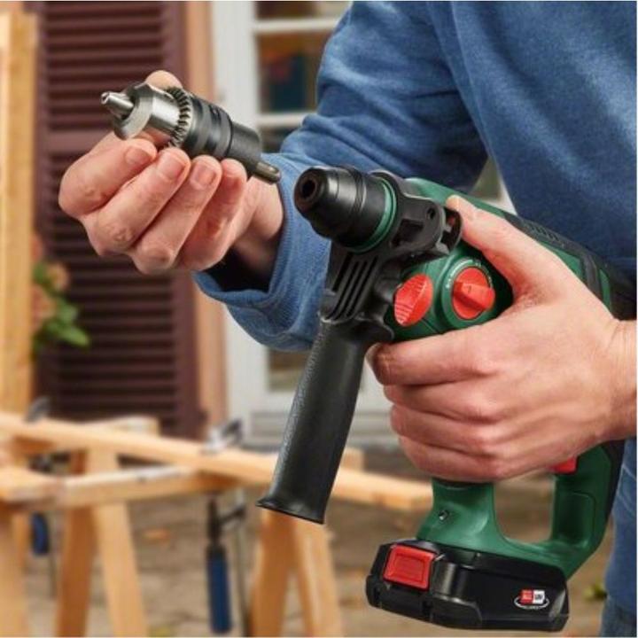 Actual product image Bosch Home & Garden Universal Hammer 18V (Rechargeable battery operated)