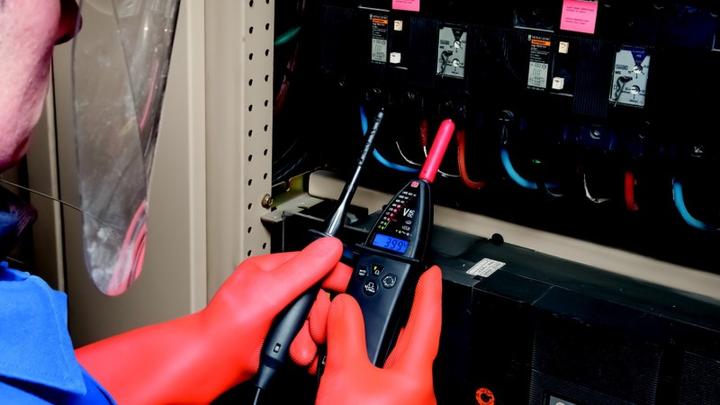 Immagine prodotto Chauvin Arnoux Tester di tensione bipolare P0 (CAT IV 1000V)