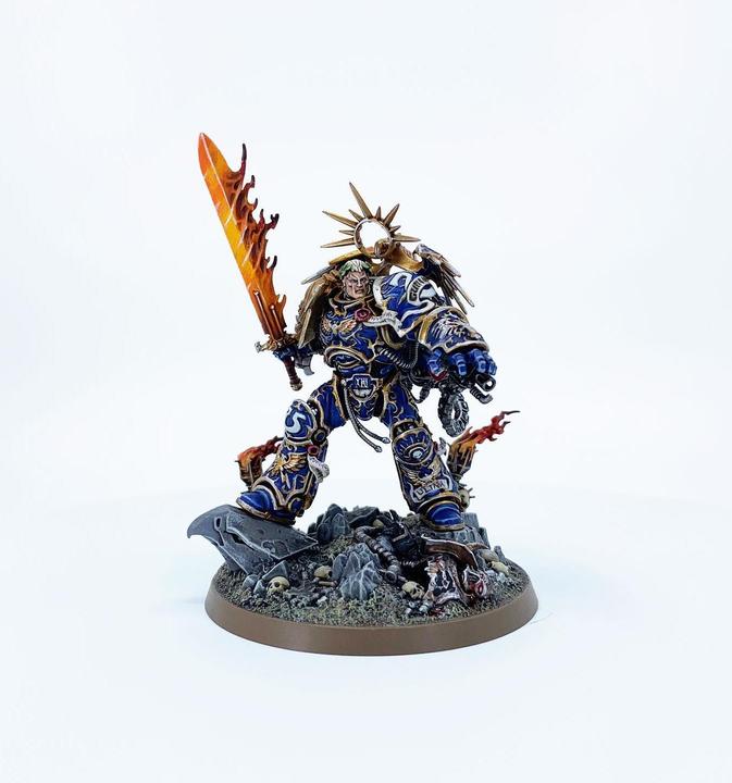 Actual product image Games Workshop Warhammer 40k - Ultramarines Roboute Guilliman (Plastic)