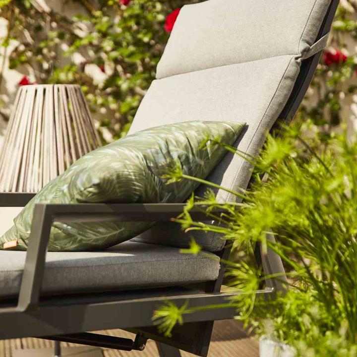 Image du produit Siena Garden Chaise longue à roulettes (70 cm)