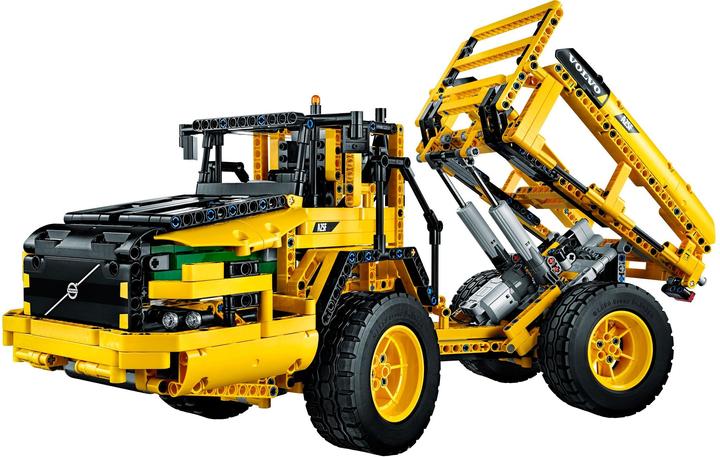 Image du produit LEGO Technic La chargeuse sur pneus télécommandée VOLVO L350F (42030, LEGO Technic, LEGO difficiles à trouver)