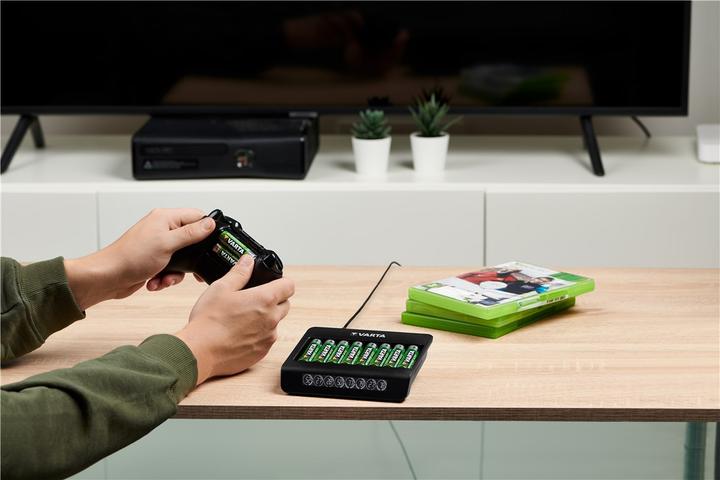 Actual product image Varta LCD Multi Charger+ (1 pcs., AAA, AA, Chargers without battery)