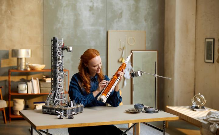 Image du produit LEGO Base de lancement Artemis de la NASA (10341, LEGO Icons, LEGO difficiles à trouver)