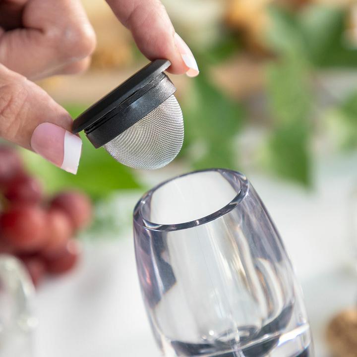 Immagine prodotto InnovaGoods Aeratore per vino con filtro, supporto e borsa per il trasporto Wineir (Aeratore per vino)