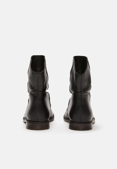Image du produit Felmini Clash 8114, les bottines à hauteur de cheville en cuir souple avec une finition vintage (41)