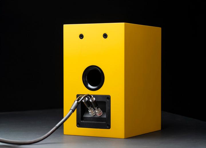 Produktbild Pro-Ject Speaker Box 5 E Carbon (1 Stk.)