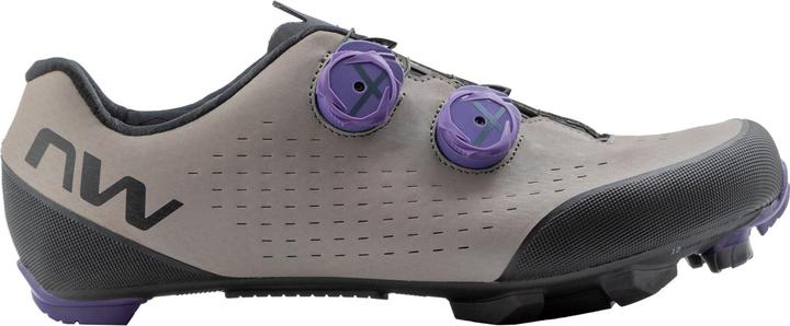 Dark Purple, Sand
