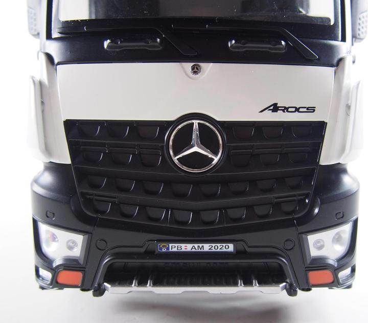 Immagine prodotto Amewi Mercedes PRO Metallo Elettrico Spazzolato 4WD 1:18 RTR bianco (RTR pronto all'uso)