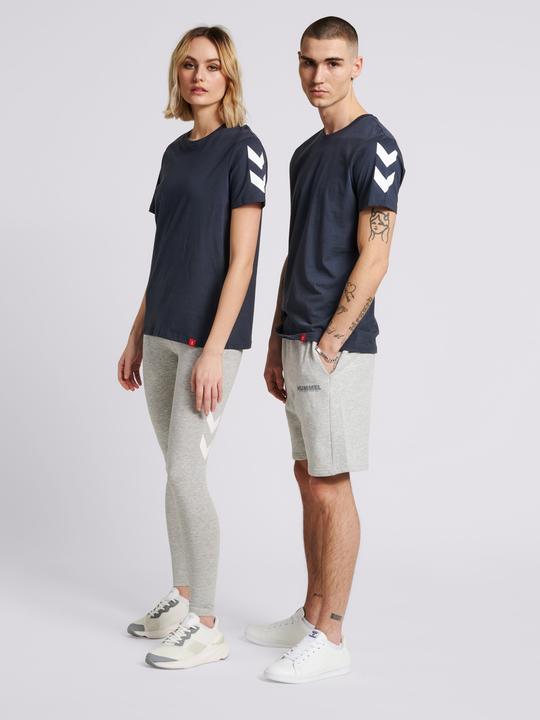 Image du produit hummel Legacy Chevron T-Shirt (XS)