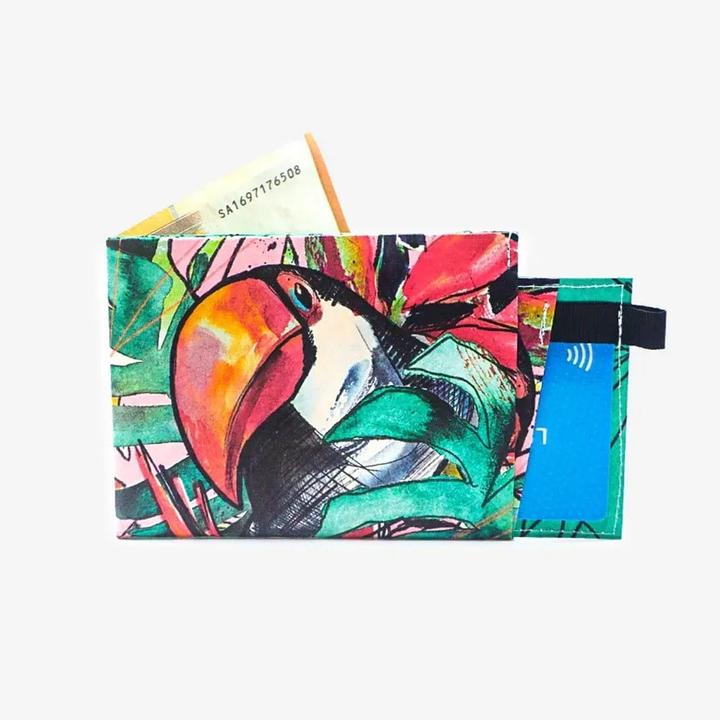 Actual product image Paprcuts RFID wallet Pro 2.0 Vivid Tucano | Jules Boho Koop