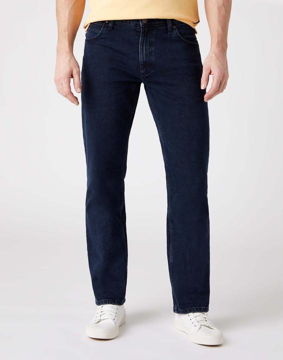 Actual product image Wrangler Authentic Straight (W33/L32)