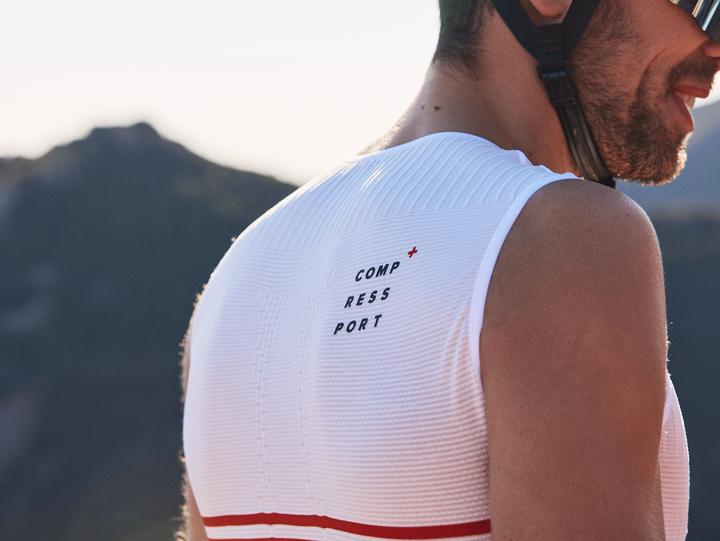 Actual product image Compressport Tri Postural Tank Top M (M)