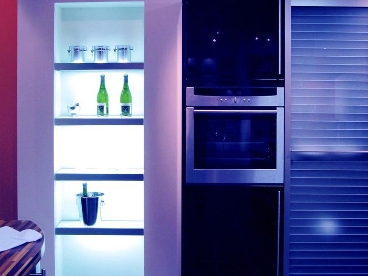 Produktbild DayLite LED-Aufbauleuchte PLS-61DW, EEK: G, 12 V-, 2 W, 140 lm, 3000 K (140 lm)