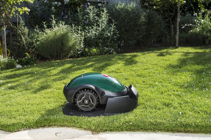 Actual product image Robomow RX20u (300 m²)