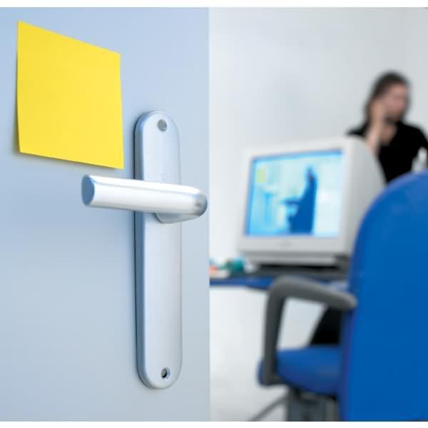 Actual product image Post-it Z-Notes Dispenser (76 x 76 mm)