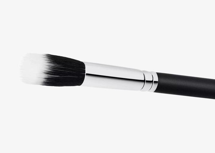 Image du produit MAC Cosmetics 188S Petit pinceau à visage duo en fibre (Rouge)