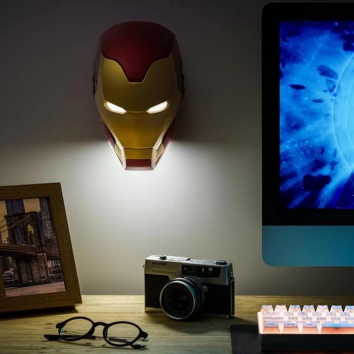 Actual product image Paladone Products Iron Man Mask Light