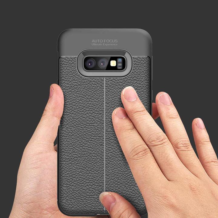 Immagine prodotto Cadorabo Copertura in TPU con struttura in similpelle (Samsung Galaxy S10e)