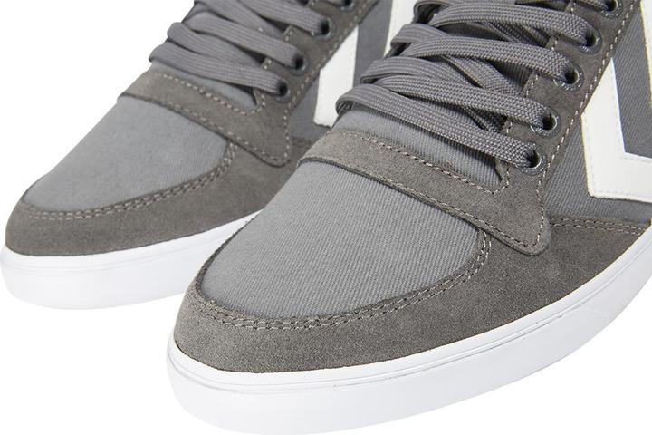 Actual product image hummel Slimmer Stadil Low (46)