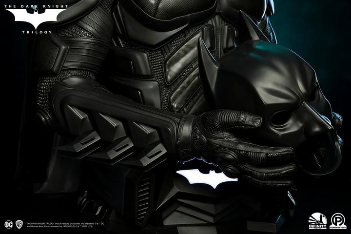 Produktbild Infinity Studio DC Comics – The Dark Knight “Batman” Life Size Büste