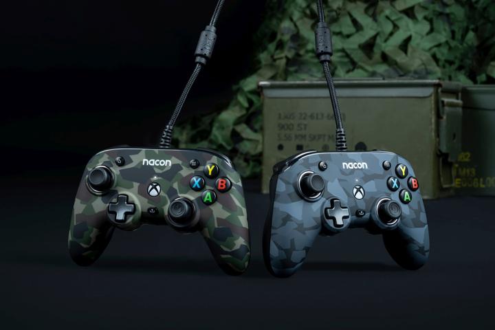 Image du produit Nacon Gaming Pro Compact Controller (PC, Xbox One X, Xbox Series X, Xbox One S, Xbox Series S)