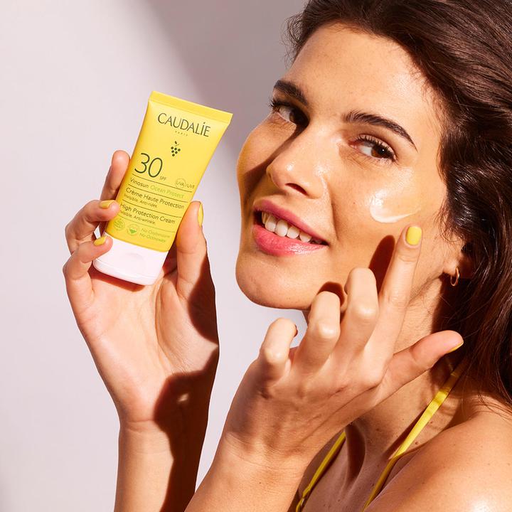 Image du produit Caudalie Vinosun Haute Protecting Sun Protection Factor 30 (Crème solaire, SPF 30, 50 ml, 76 g)