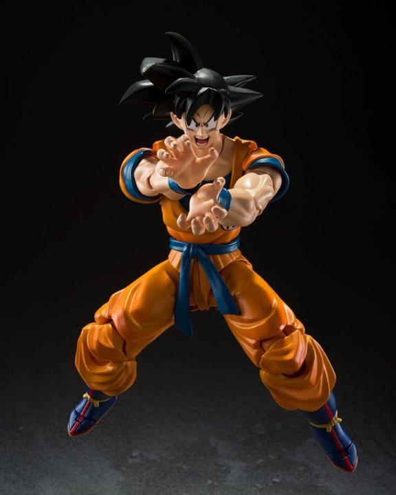 Immagine prodotto Bandai Dragon Ball S.H. Figuarts figura d'azione Son Goku Super Hero 14 cm