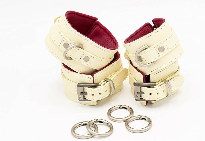 Actual product image Swan BLACK DESIGNZ - Red Berry bondage set