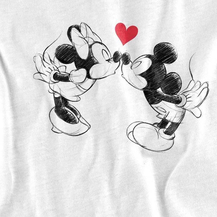 Immagine prodotto Disney TShirt Valentinstag (128)