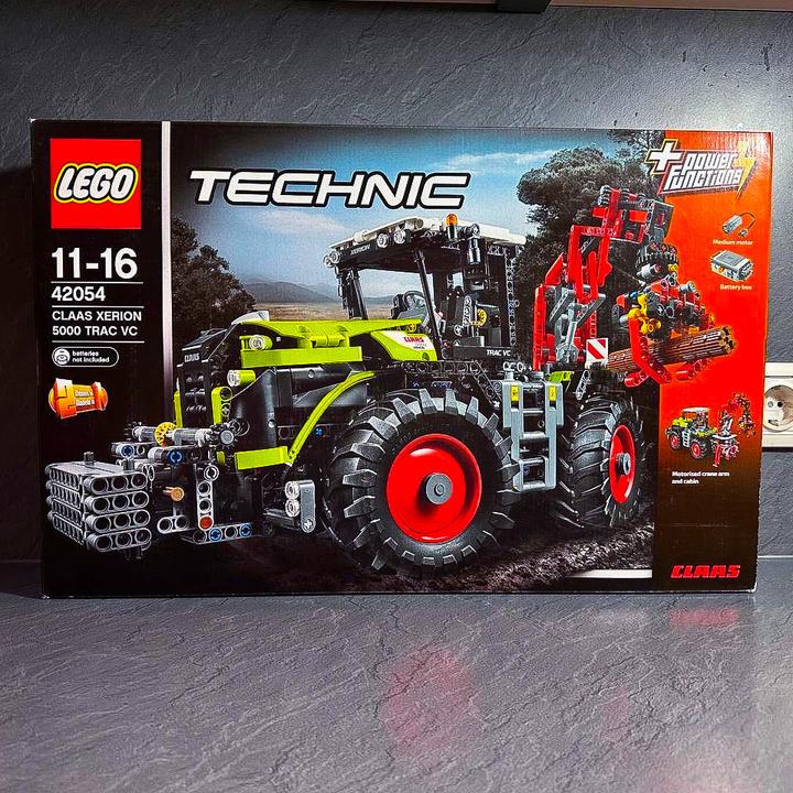 Produktbild LEGO Claas Xerion (42054, LEGO Technic)