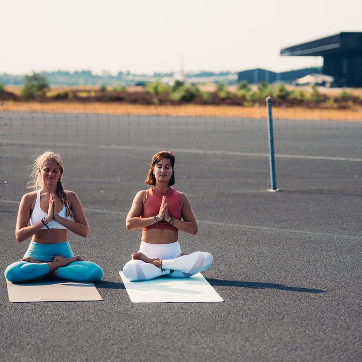 Produktbild Tunturi TPE Yogamatte Rutschfest Anthrazit 3 mm (3 mm)